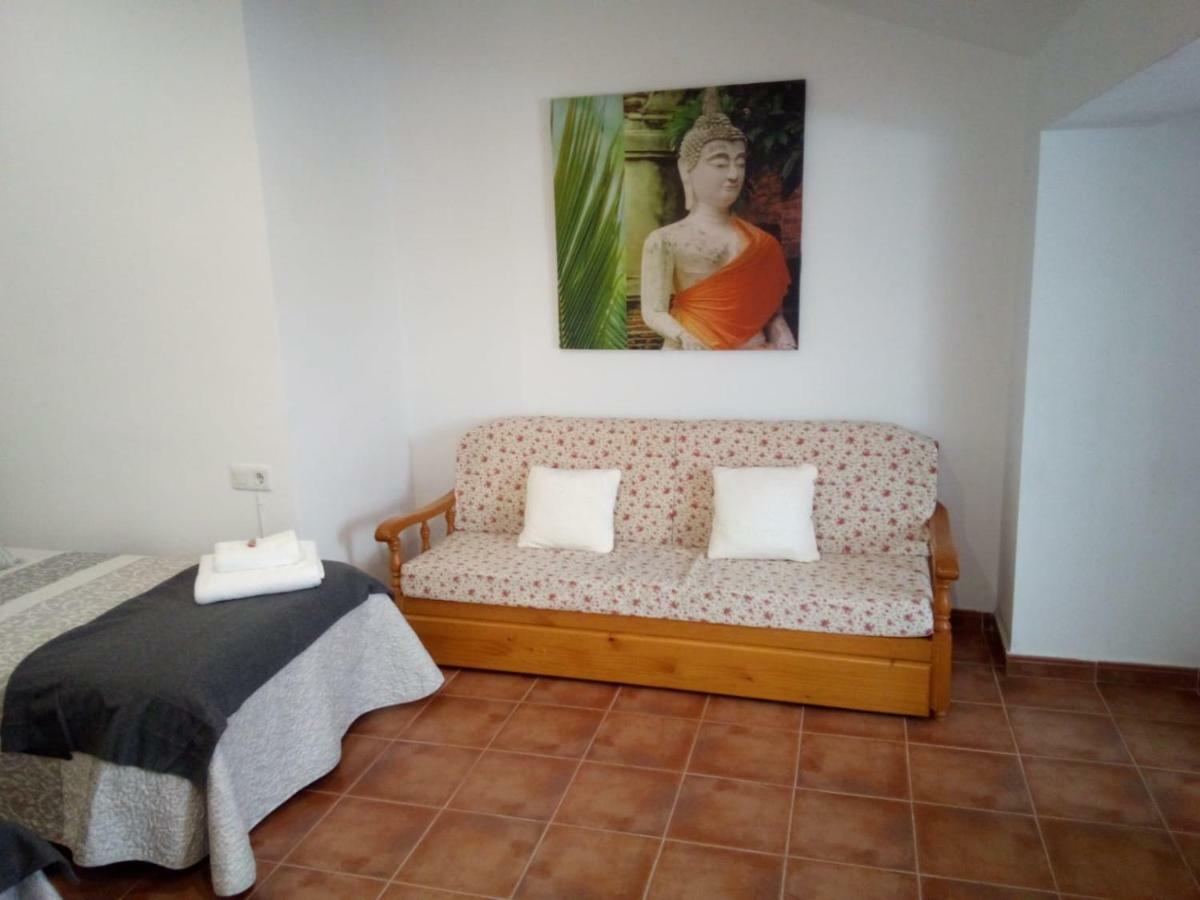 Delicias Hotel Peraltilla Exterior foto